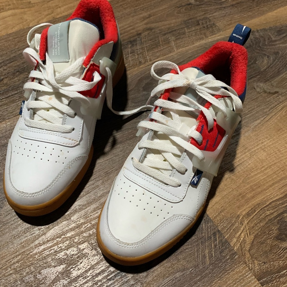 Men sneakers